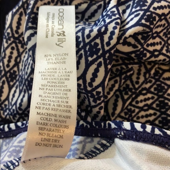 Ocean Lily Women’s One Piece Swimsuit Size SP - Picture 9 of 9